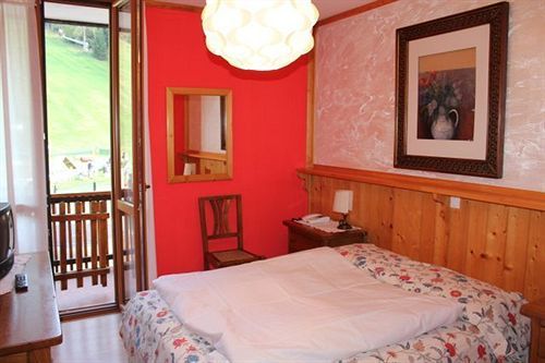 Hotel Cristallo 3*
